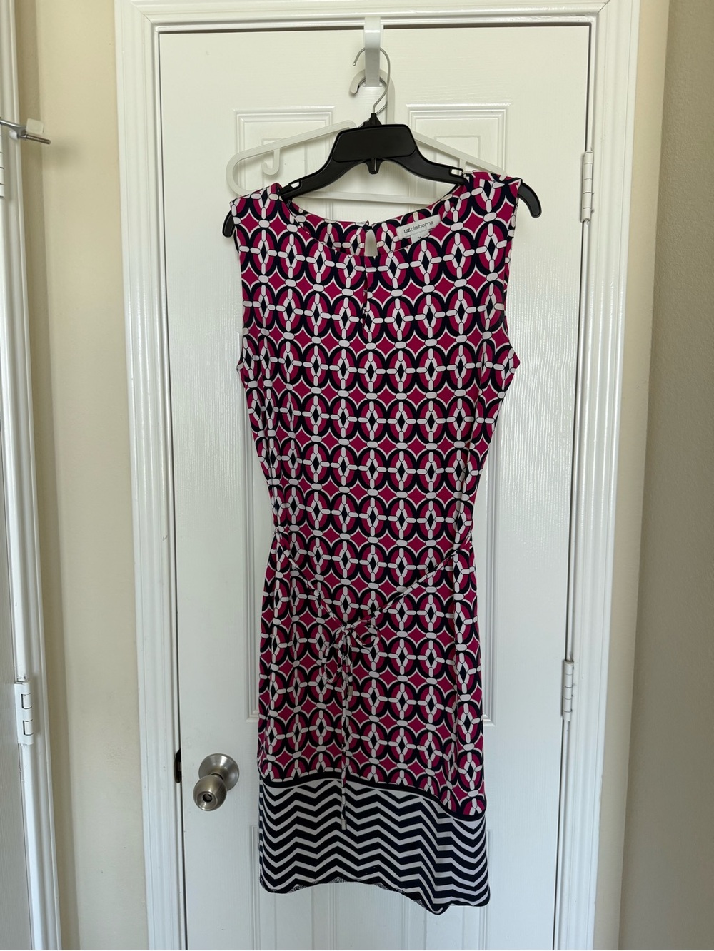 Liz Claiborne Pink and Navy Geometric Dress - Sz M